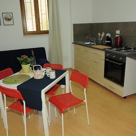 Al Piano Terra Appartement Poggio Picenze Buitenkant foto
